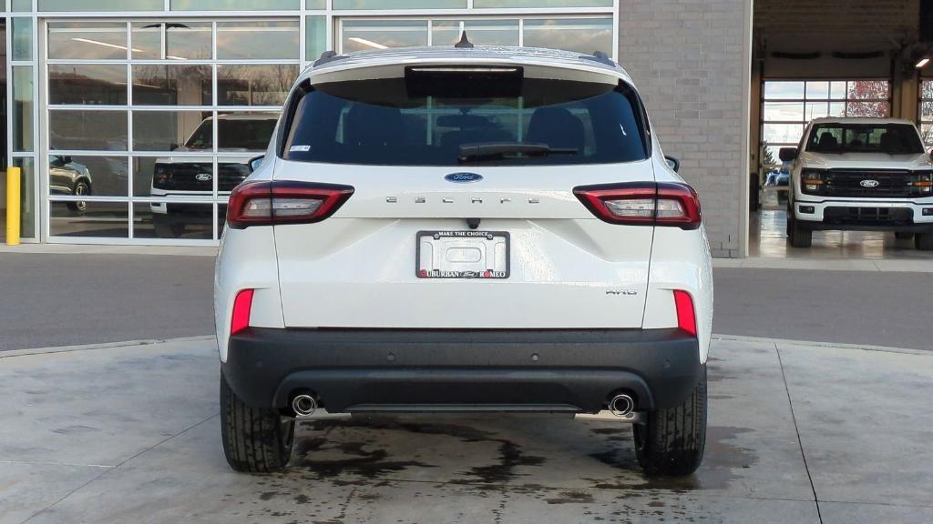 new 2025 Ford Escape car, priced at $33,459