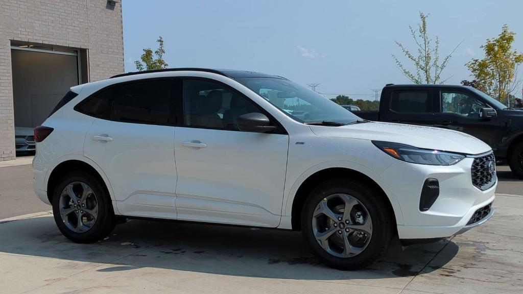 new 2024 Ford Escape car, priced at $34,348