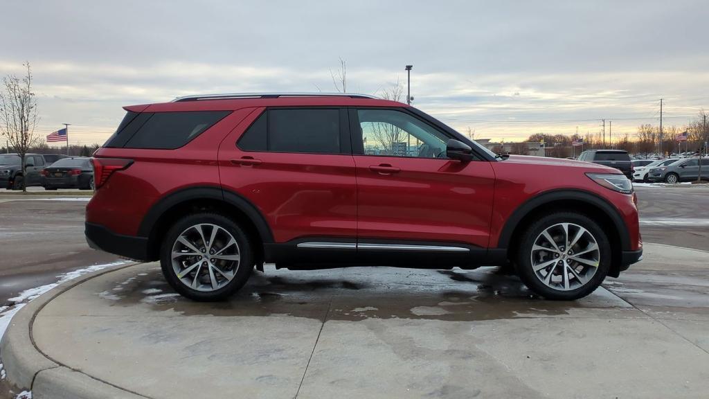 new 2025 Ford Explorer car, priced at $54,521