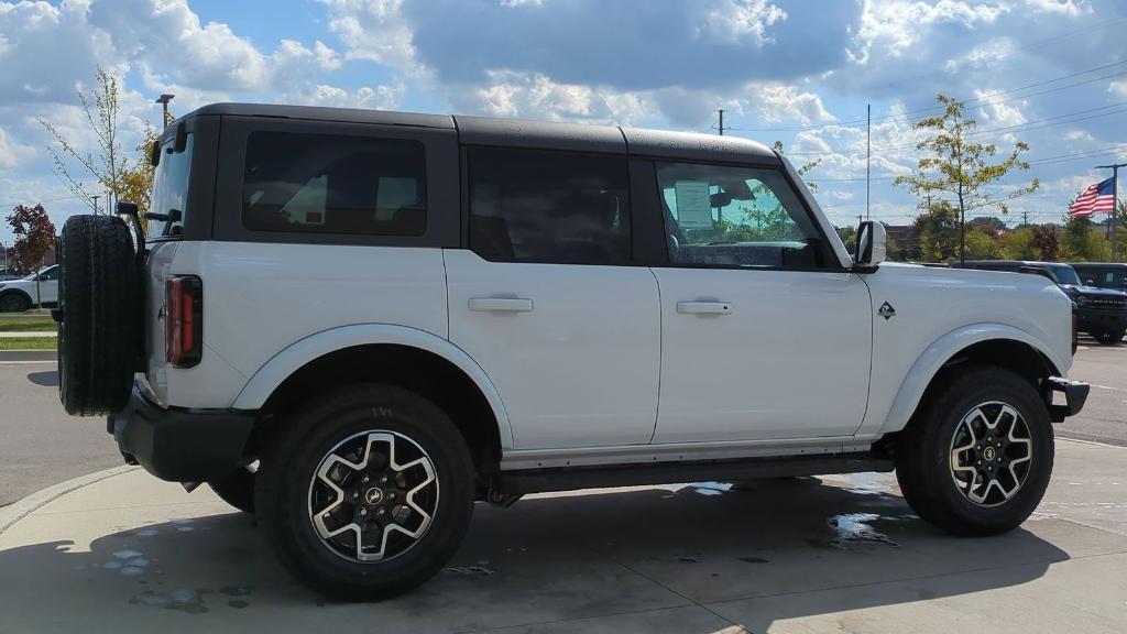 new 2024 Ford Bronco car, priced at $52,578