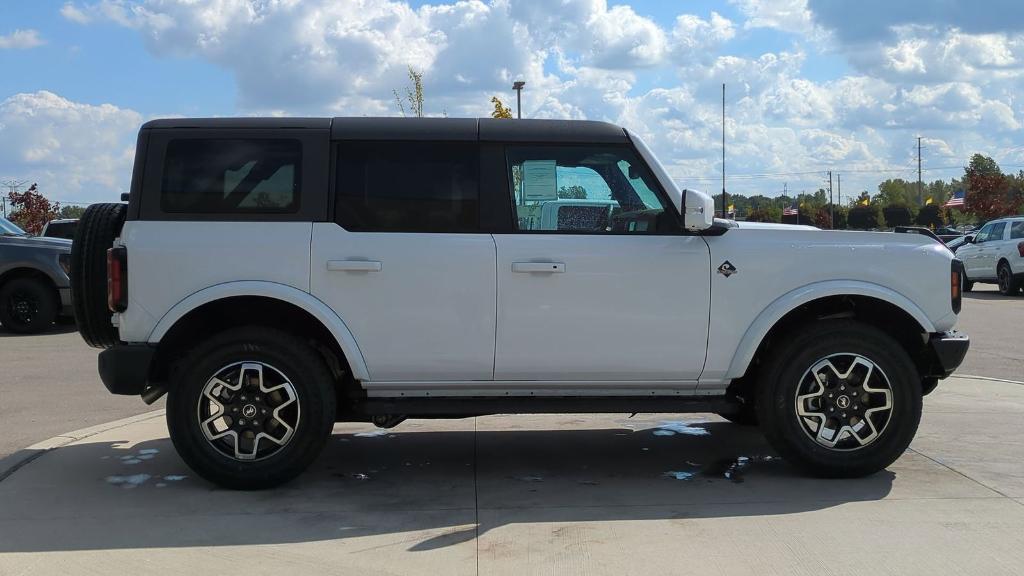 new 2024 Ford Bronco car, priced at $52,578