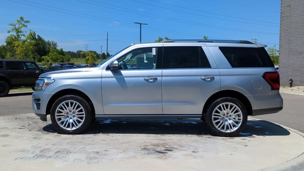 new 2024 Ford Expedition car, priced at $72,594