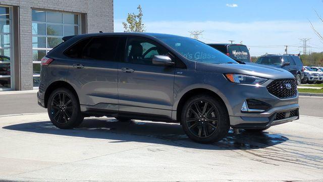 new 2024 Ford Edge car, priced at $43,705