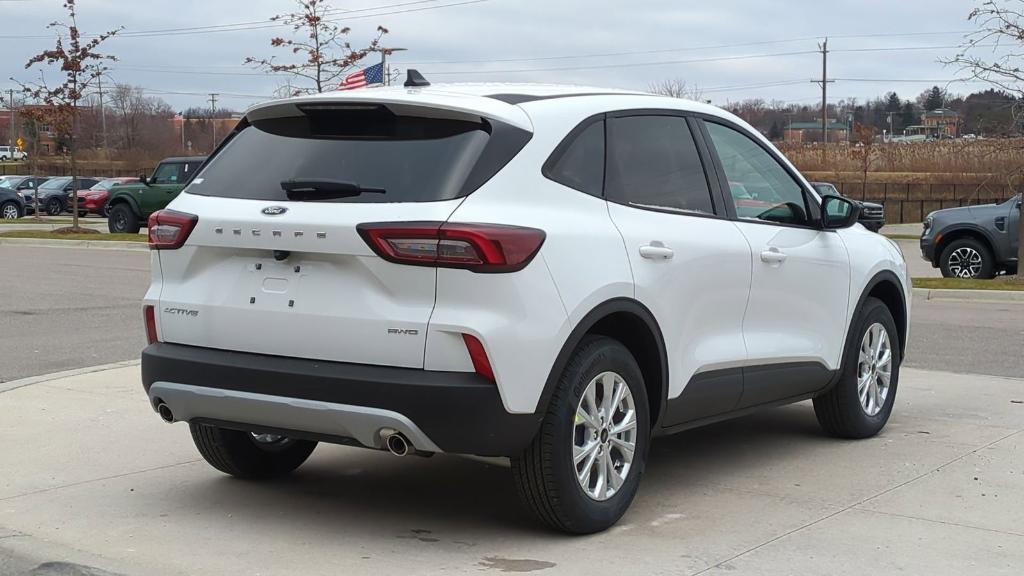 new 2025 Ford Escape car, priced at $30,761