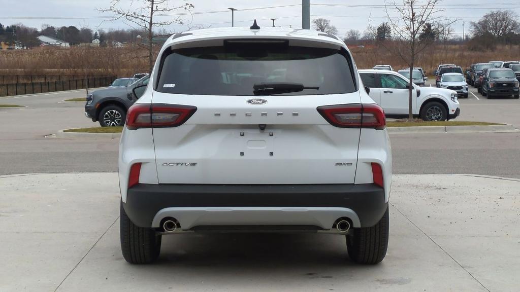 new 2025 Ford Escape car, priced at $30,761