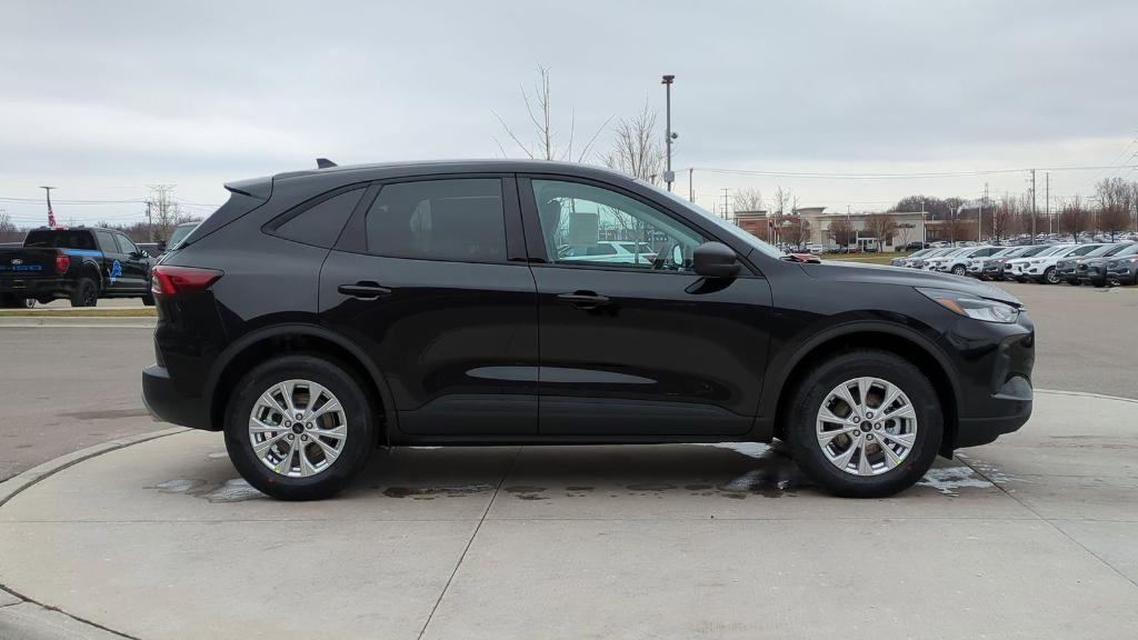 new 2025 Ford Escape car, priced at $30,815