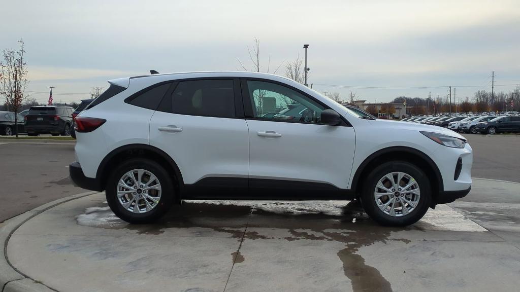 new 2025 Ford Escape car, priced at $30,371