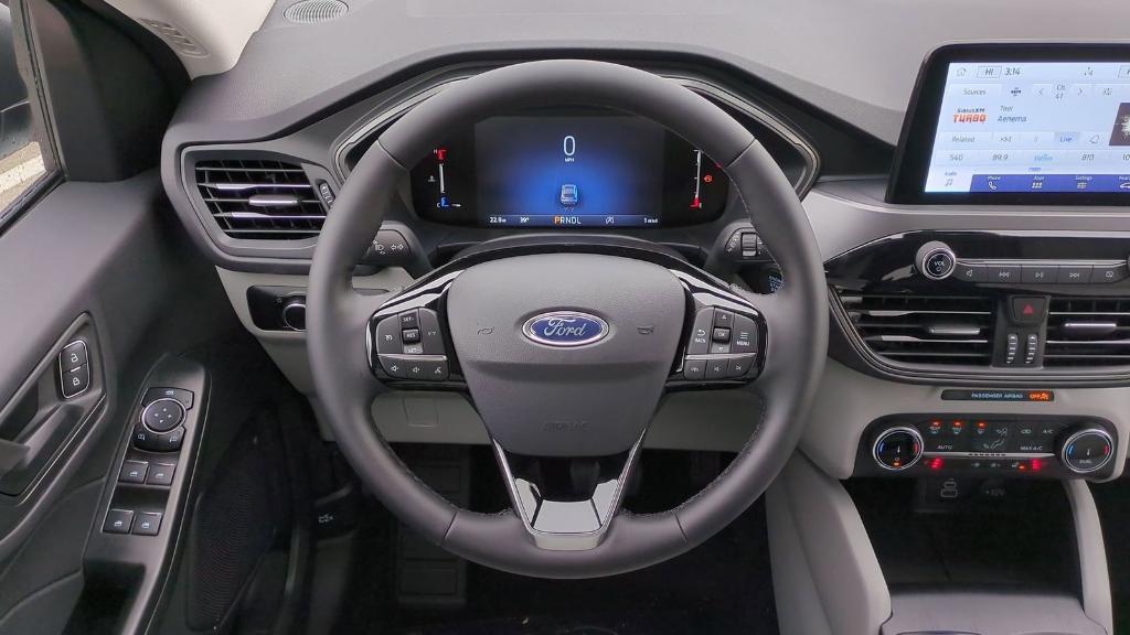 new 2025 Ford Escape car, priced at $30,371