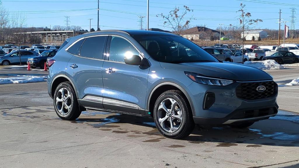 new 2025 Ford Escape car, priced at $33,383