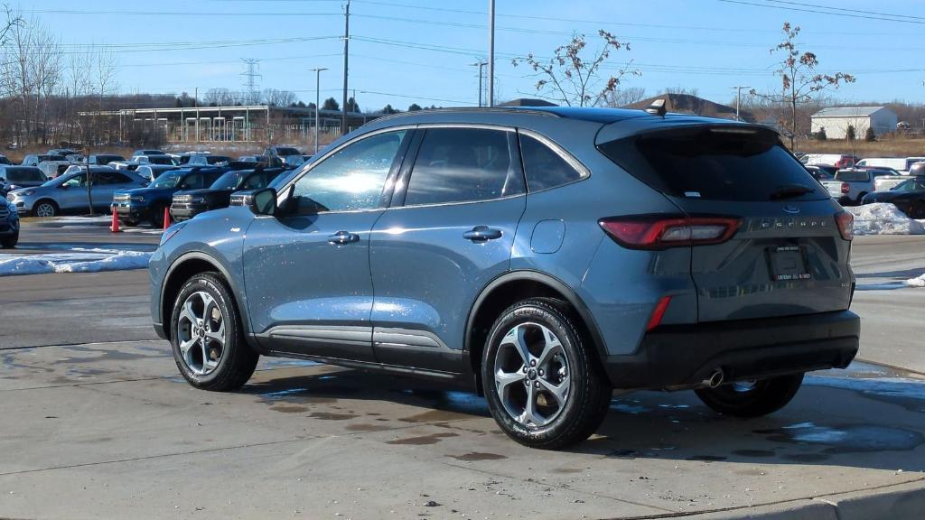 new 2025 Ford Escape car, priced at $33,383