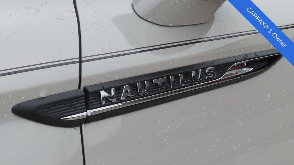 used 2022 Lincoln Nautilus car, priced at $31,995