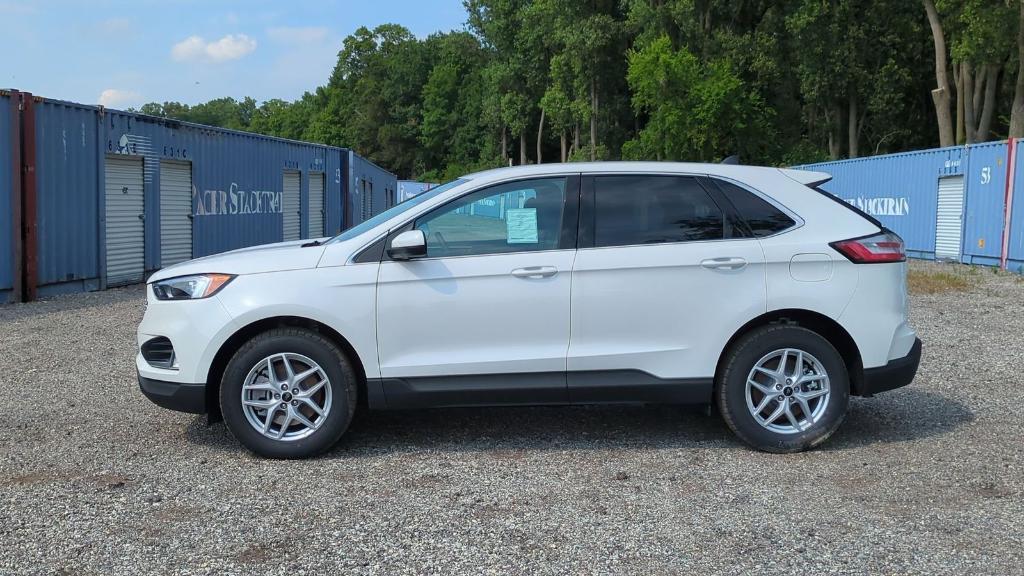 new 2024 Ford Edge car, priced at $40,647