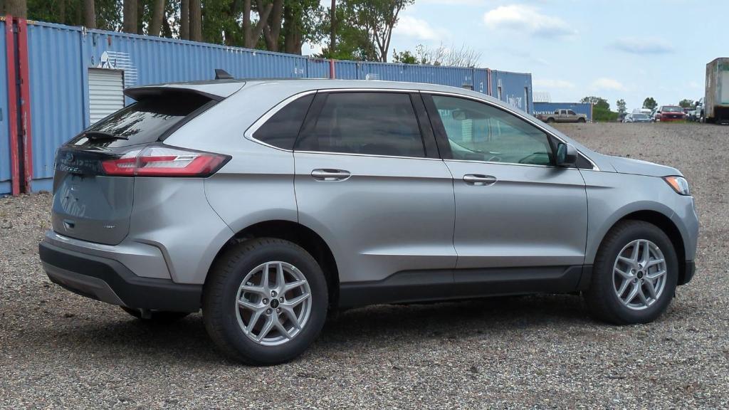 new 2024 Ford Edge car, priced at $39,754