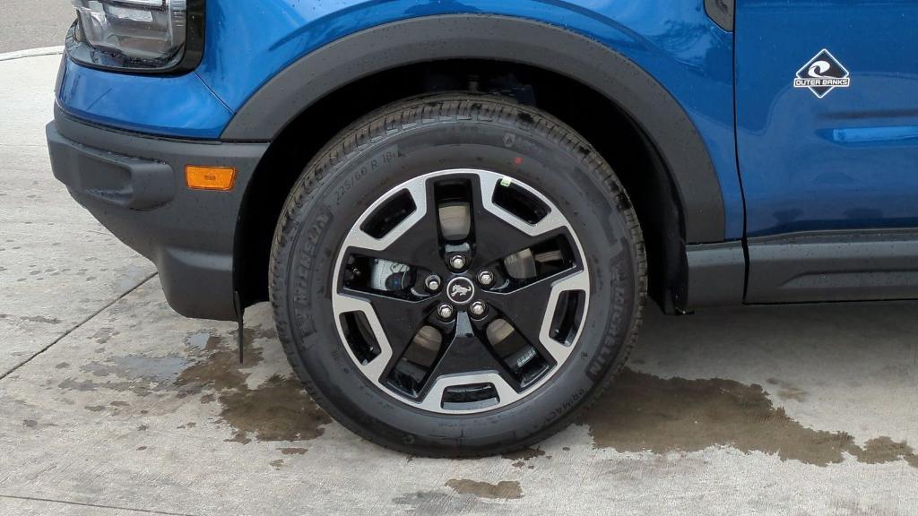 new 2024 Ford Bronco Sport car, priced at $35,965