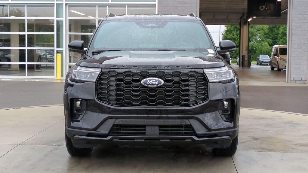 new 2025 Ford Explorer car, priced at $44,621