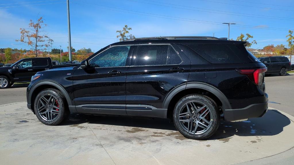 new 2025 Ford Explorer car, priced at $47,997