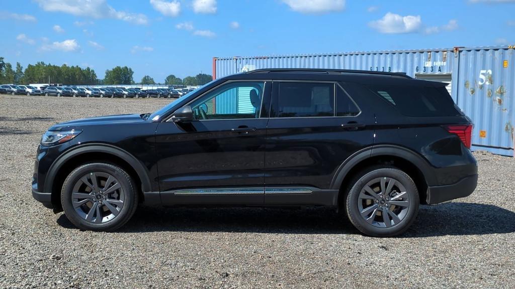 new 2025 Ford Explorer car, priced at $44,522