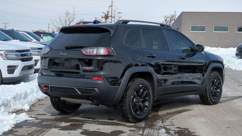 used 2019 Jeep Cherokee car, priced at $16,995