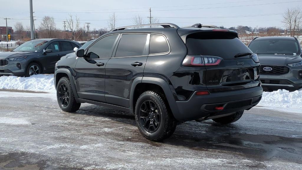 used 2019 Jeep Cherokee car, priced at $16,995