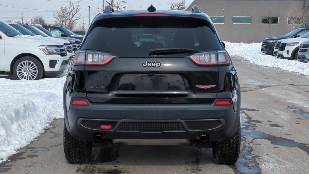 used 2019 Jeep Cherokee car, priced at $16,995