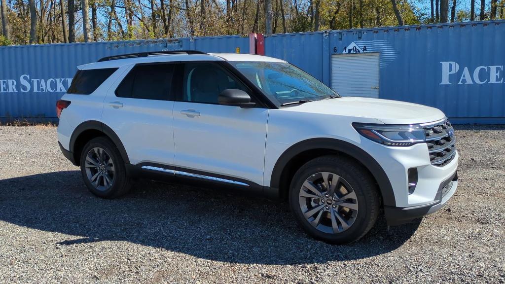 new 2025 Ford Explorer car, priced at $45,258