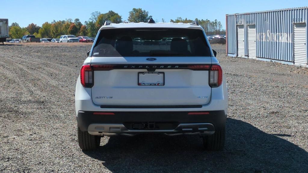 new 2025 Ford Explorer car, priced at $45,258