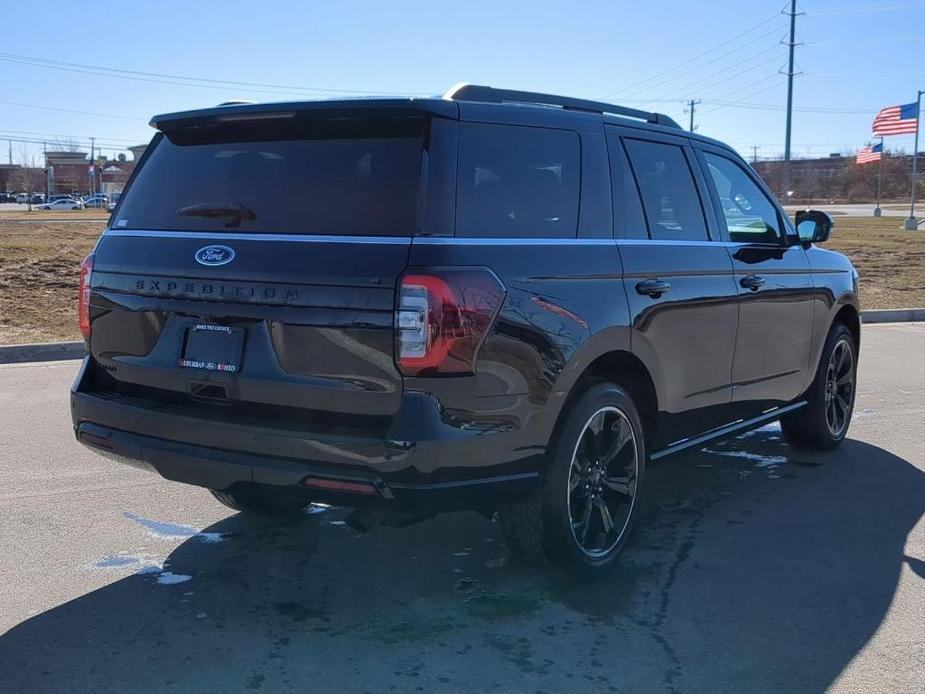 new 2024 Ford Expedition car, priced at $76,272