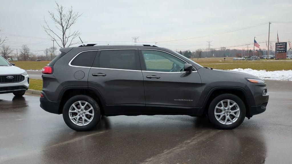 used 2014 Jeep Cherokee car, priced at $8,495