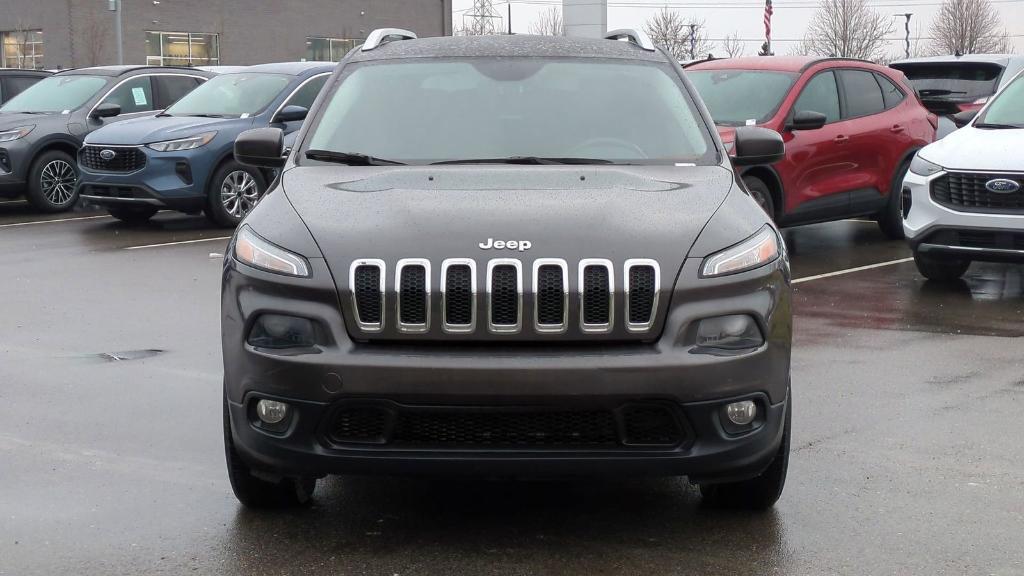 used 2014 Jeep Cherokee car, priced at $8,495