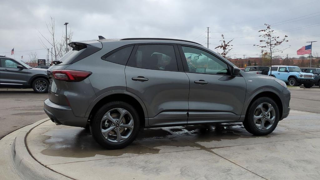 new 2024 Ford Escape car, priced at $32,204