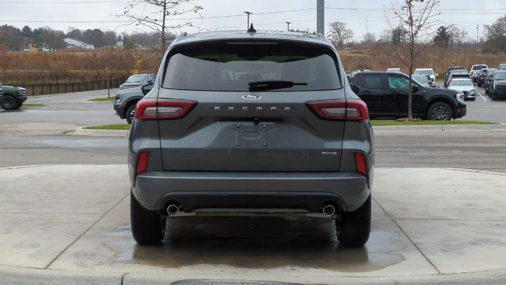 new 2024 Ford Escape car, priced at $32,204