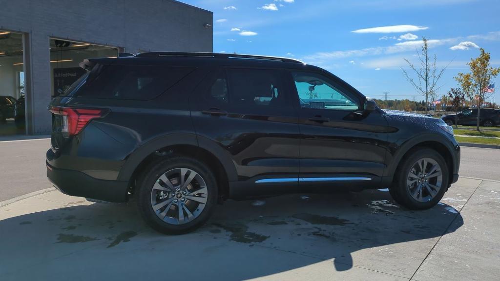 new 2025 Ford Explorer car, priced at $46,045