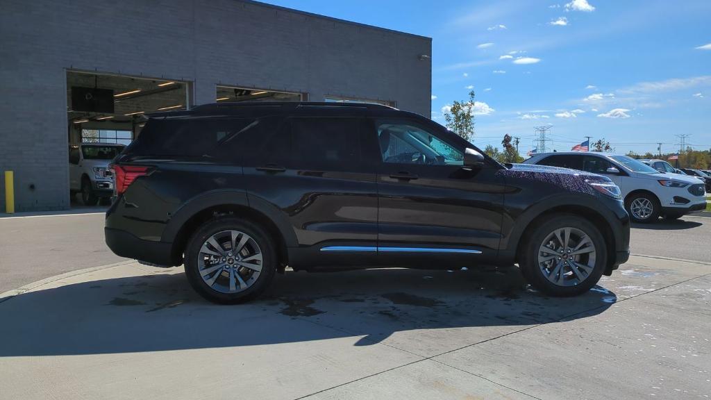 new 2025 Ford Explorer car, priced at $46,045