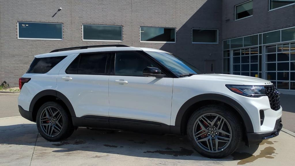 new 2025 Ford Explorer car, priced at $56,980