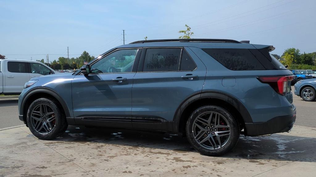 new 2025 Ford Explorer car, priced at $56,711