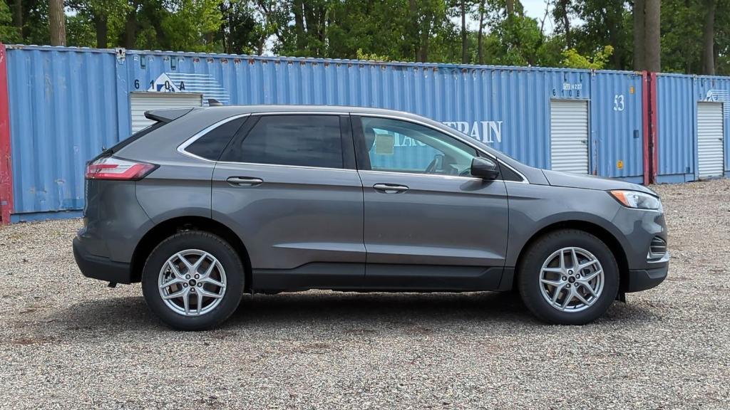 new 2024 Ford Edge car, priced at $39,754