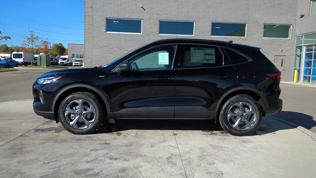 new 2025 Ford Escape car, priced at $31,952