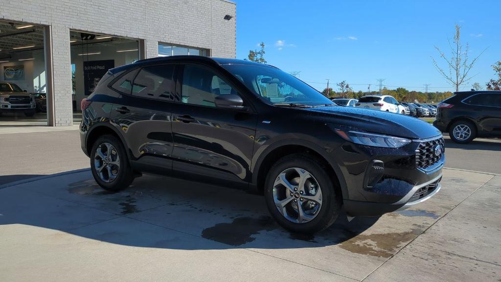 new 2025 Ford Escape car, priced at $31,952