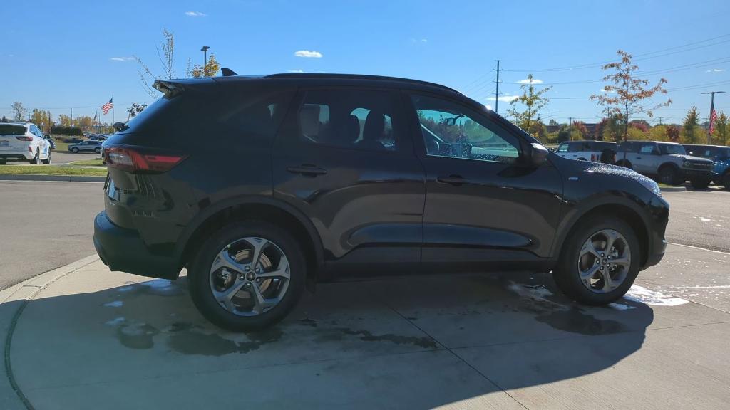 new 2025 Ford Escape car, priced at $31,952