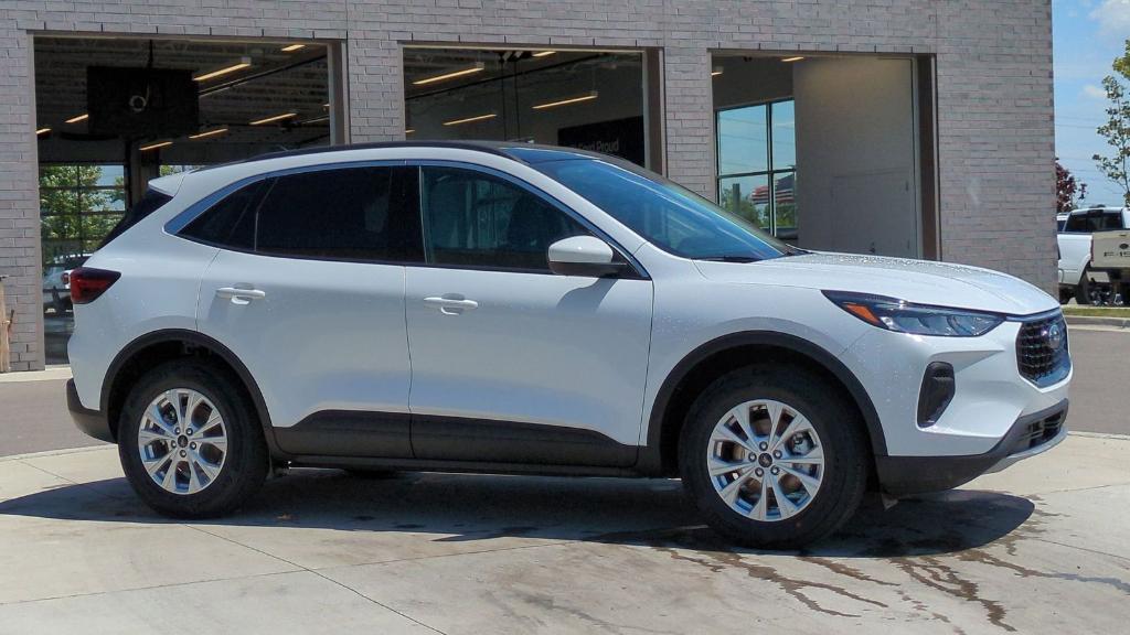 new 2024 Ford Escape car, priced at $35,634