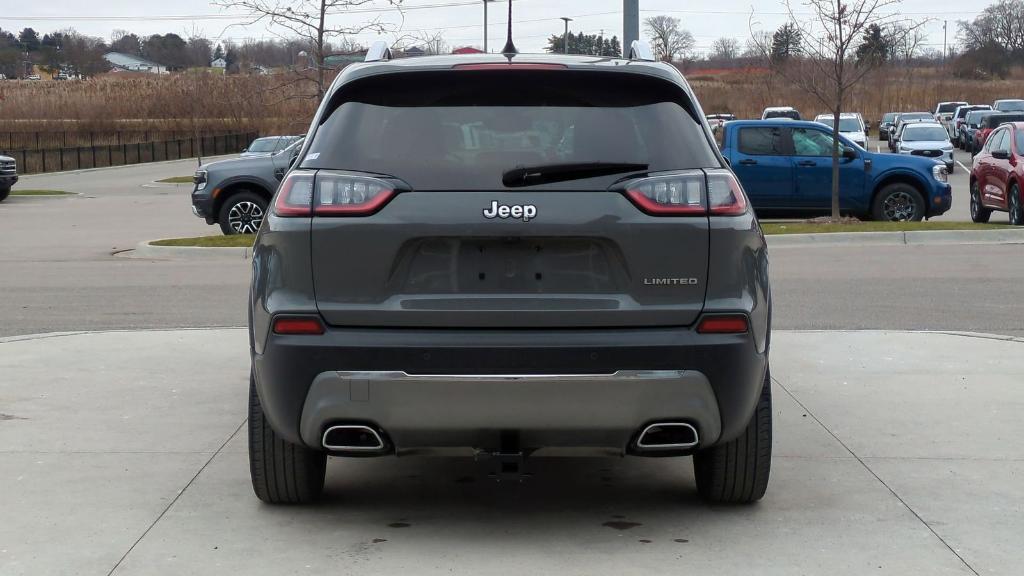 used 2019 Jeep Cherokee car, priced at $19,995