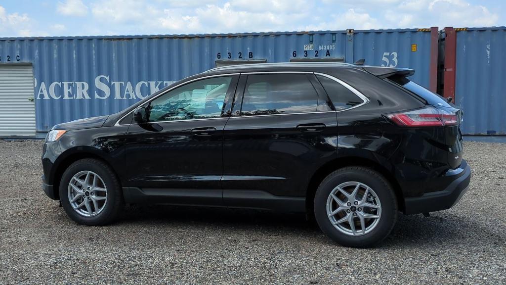 new 2024 Ford Edge car, priced at $35,911