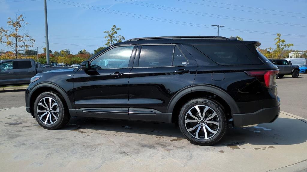 new 2025 Ford Explorer car, priced at $44,624