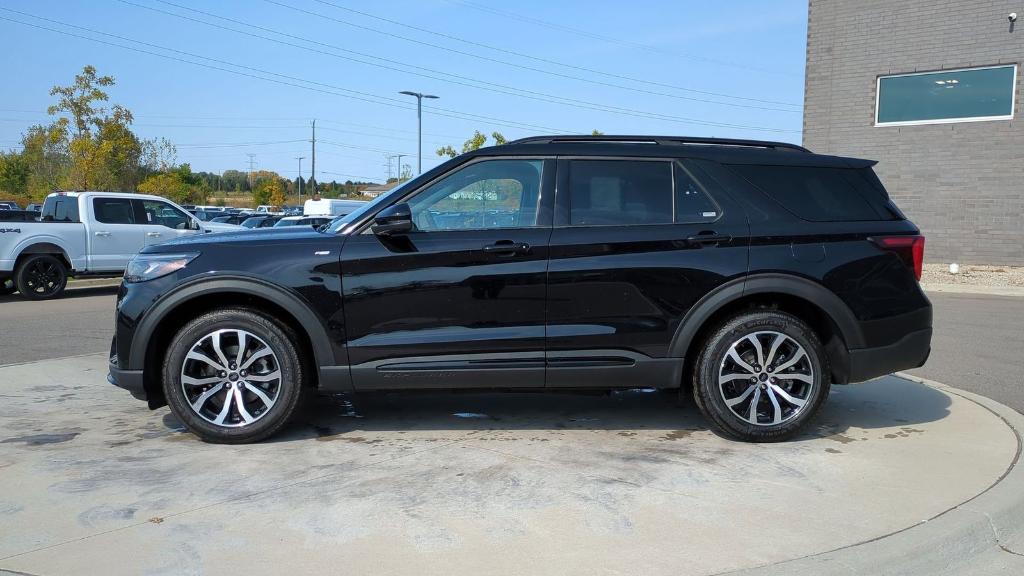 new 2025 Ford Explorer car, priced at $44,624