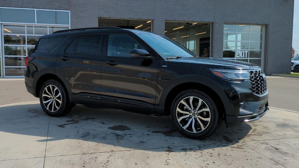 new 2025 Ford Explorer car, priced at $44,624