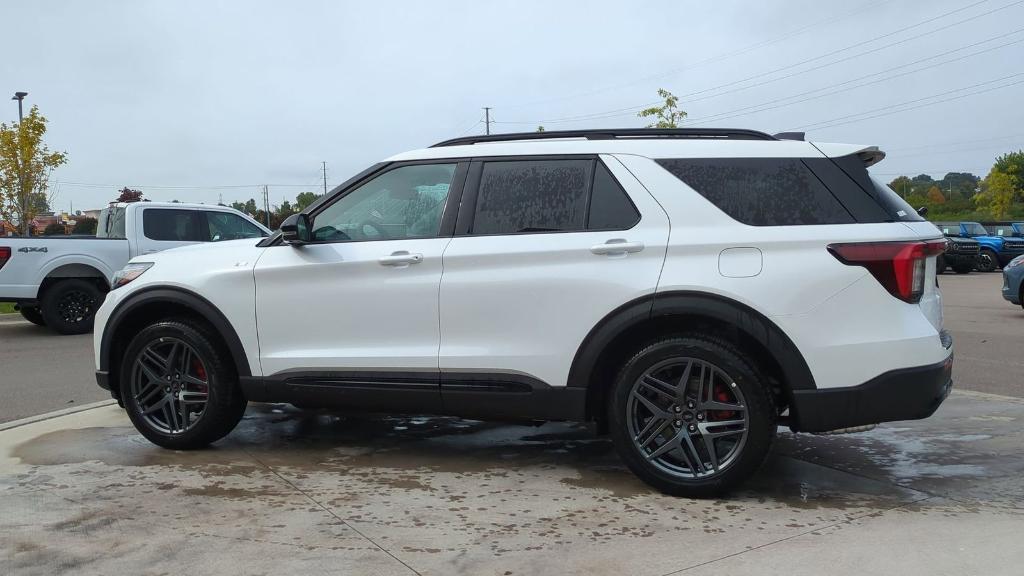 new 2025 Ford Explorer car, priced at $50,210