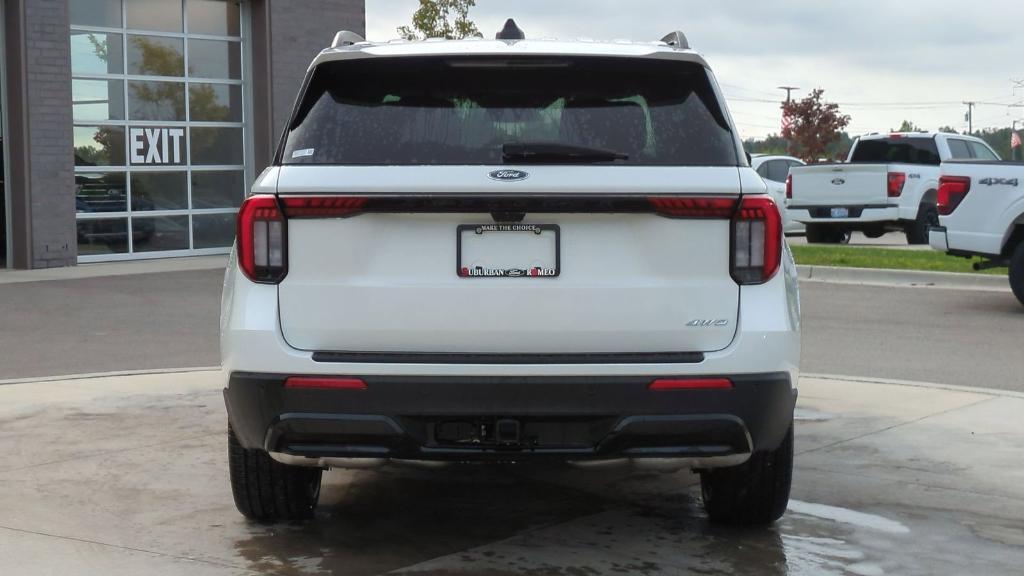 new 2025 Ford Explorer car, priced at $50,210