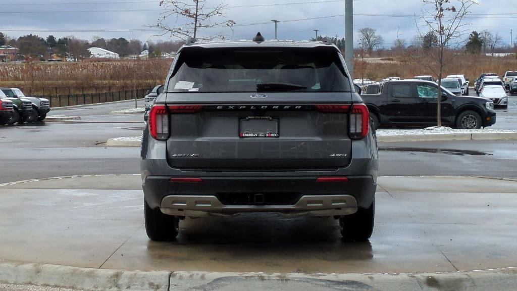 new 2025 Ford Explorer car, priced at $43,025