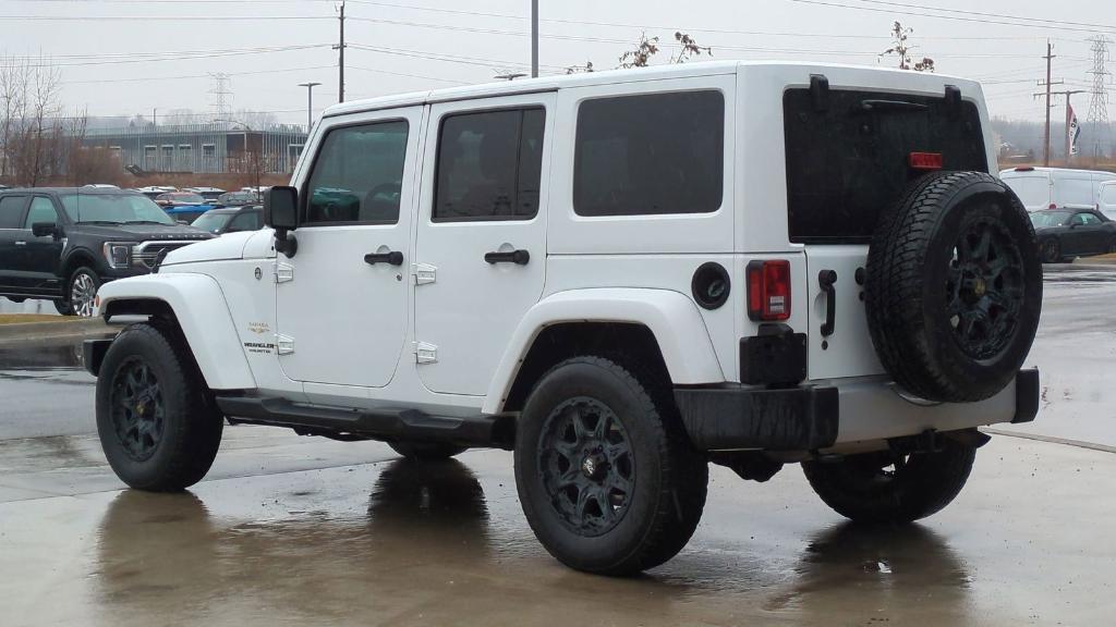 used 2015 Jeep Wrangler Unlimited car, priced at $17,995