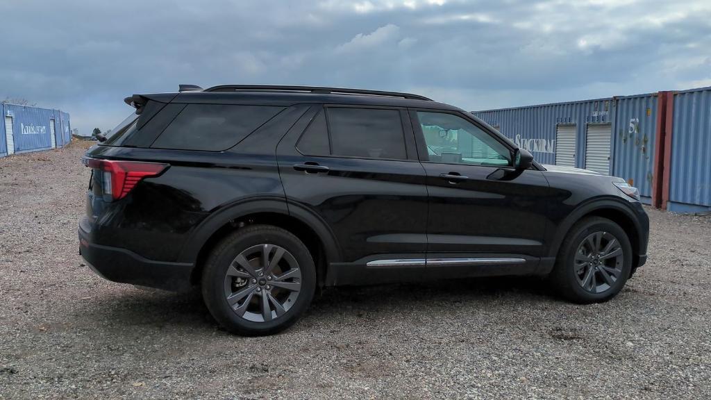 new 2025 Ford Explorer car, priced at $44,062